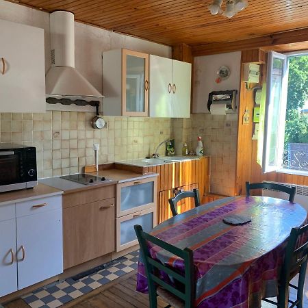 Joli Appartement Dans Une Maison Ancienne Ax-les-Thermes Exterior foto